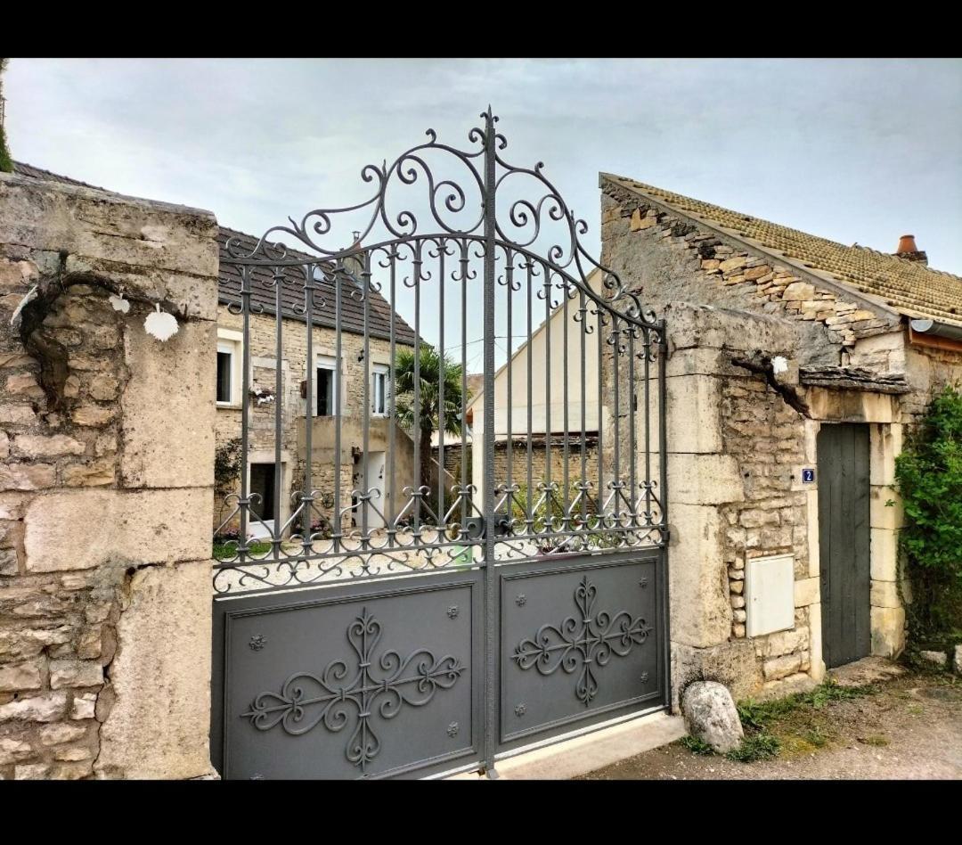 ホテル Cote Dors Corpeau エクステリア 写真